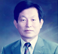 제20대 김태룡(金泰龍) 교육장 사진